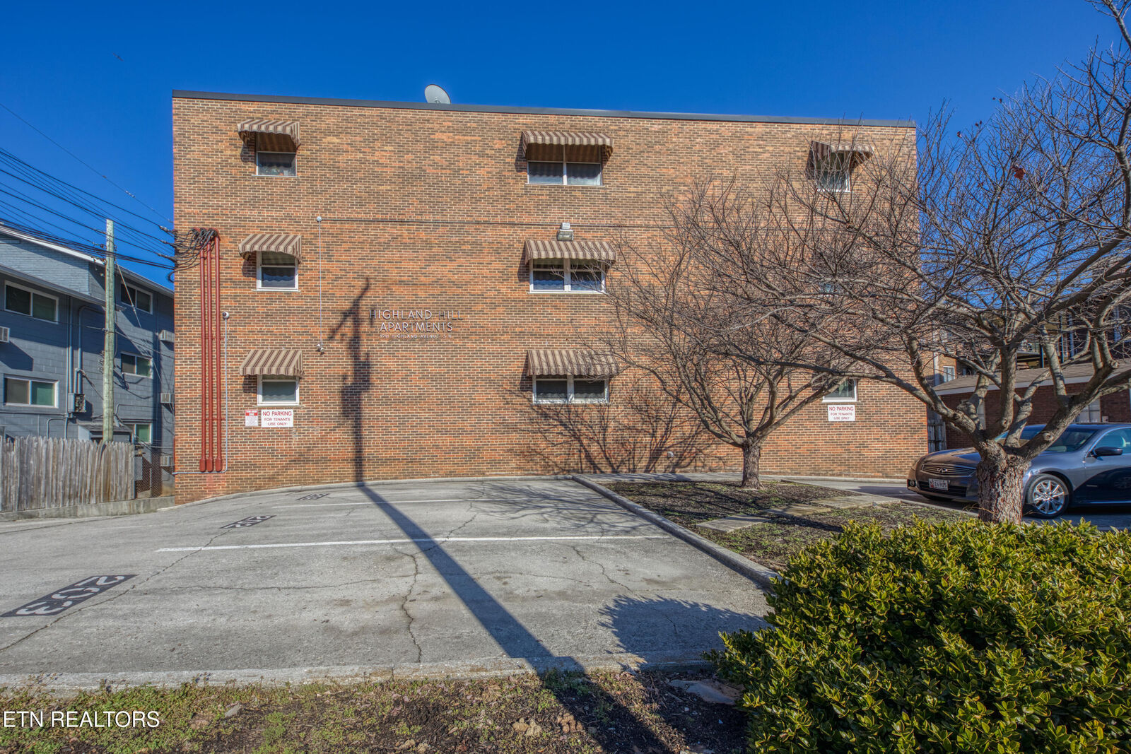 Property Photo: 1211 Highland Ave 206 TN 37916