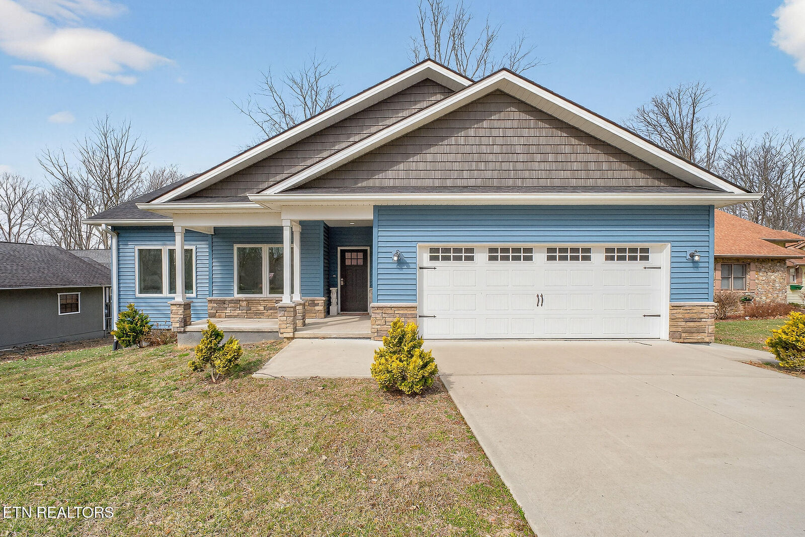 Property Photo:  204 Lakeside Drive  TN 38558 