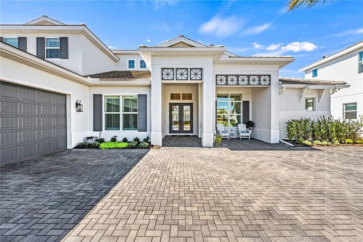 Property Photo:  8281 Redonda Loop  FL 34202 