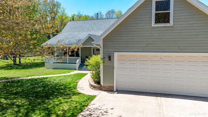 Property Photo:  52275 N Superior Road  MI 49931 