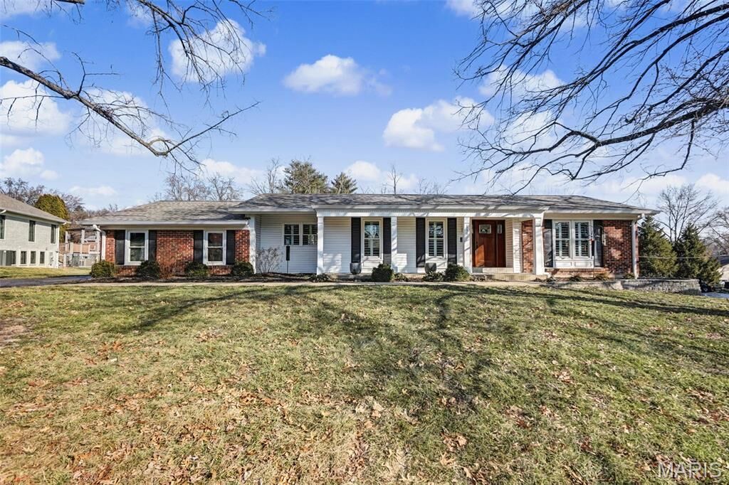 Property Photo:  114 Trailswest Dr. Drive  MO 63017 