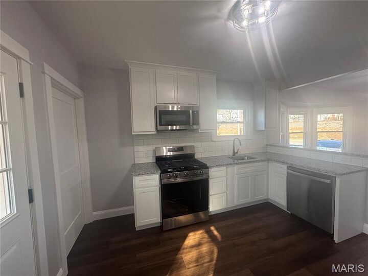 Property Photo:  7250 Arsenal Street  MO 63143 