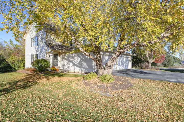 Property Photo:  W1124 Marietta Ave W1126  WI 53036 