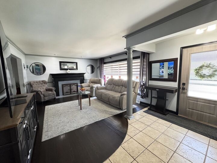 Property Photo:  5501 Mulford Street  IL 60077 