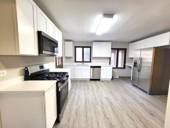 Property Photo:  725 Braemar Road  IL 60422 