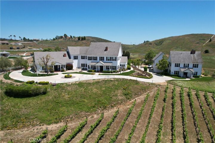 Property Photo:  36475 Avenida La Cresta  CA 92562 