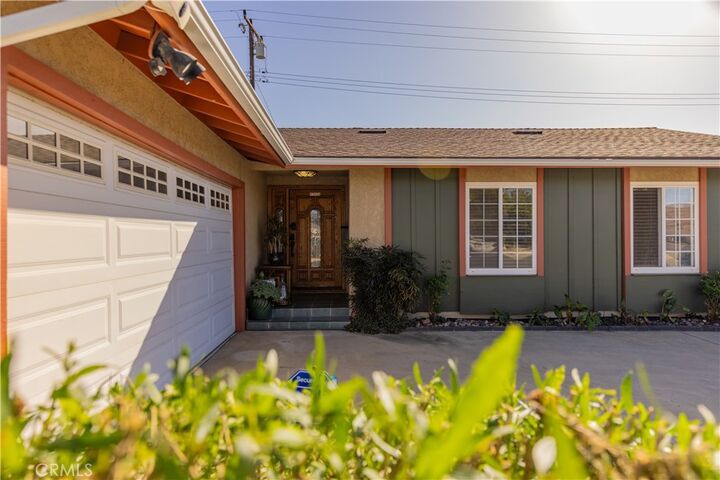 Property Photo:  1682 Darnell Court  CA 93010 