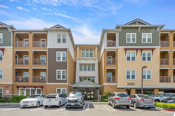 Property Photo:  3550 Torrance Boulevard 209  CA 90503 