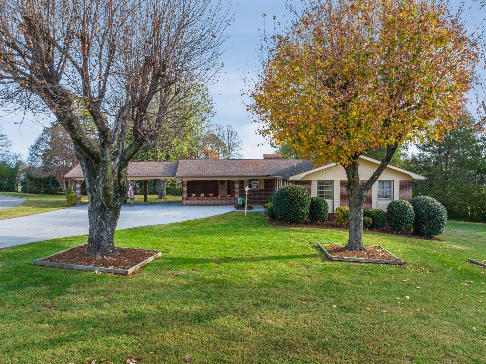 Property Photo:  910 NW Eastview Circle  TN 37311 