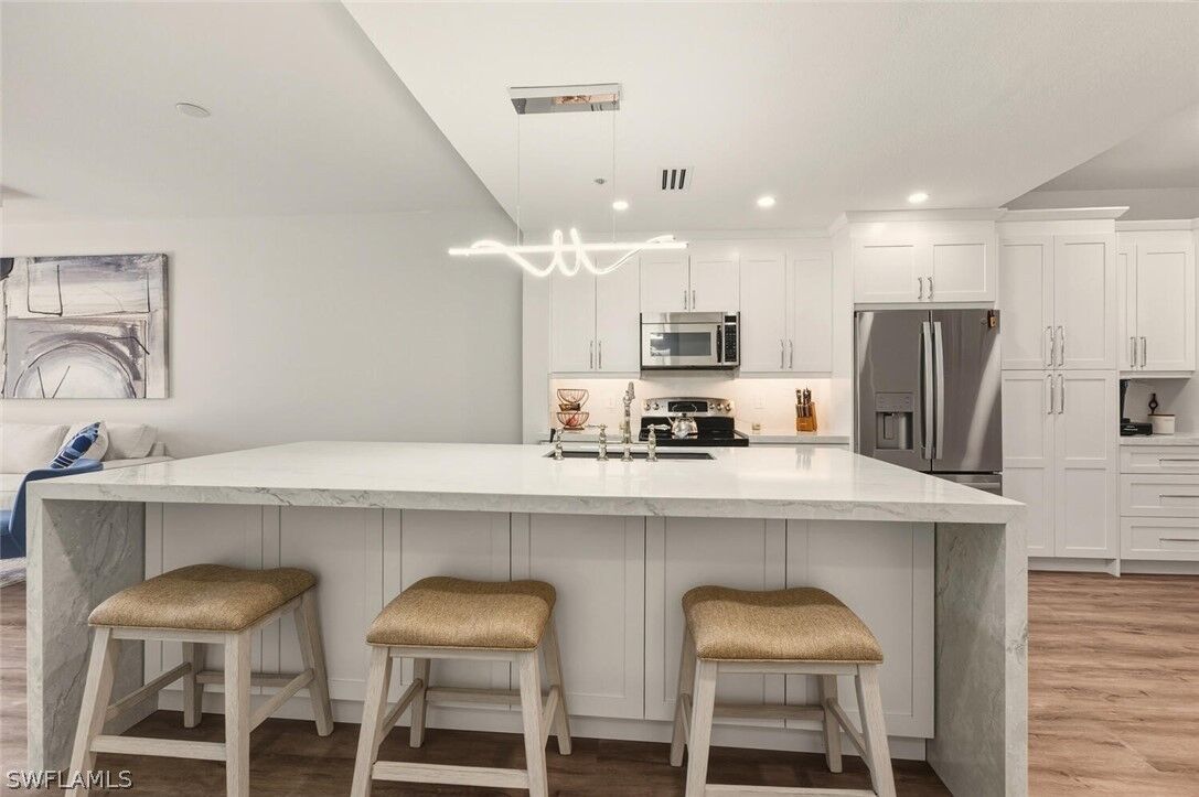 Property Photo:  6820 Sterling Greens Place 2105  FL 34104 