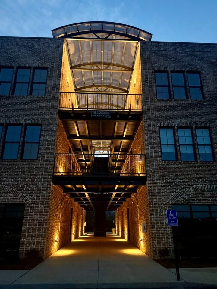 Property Photo:  Unit 202 1007 Mistilis Cv  MS 38655 