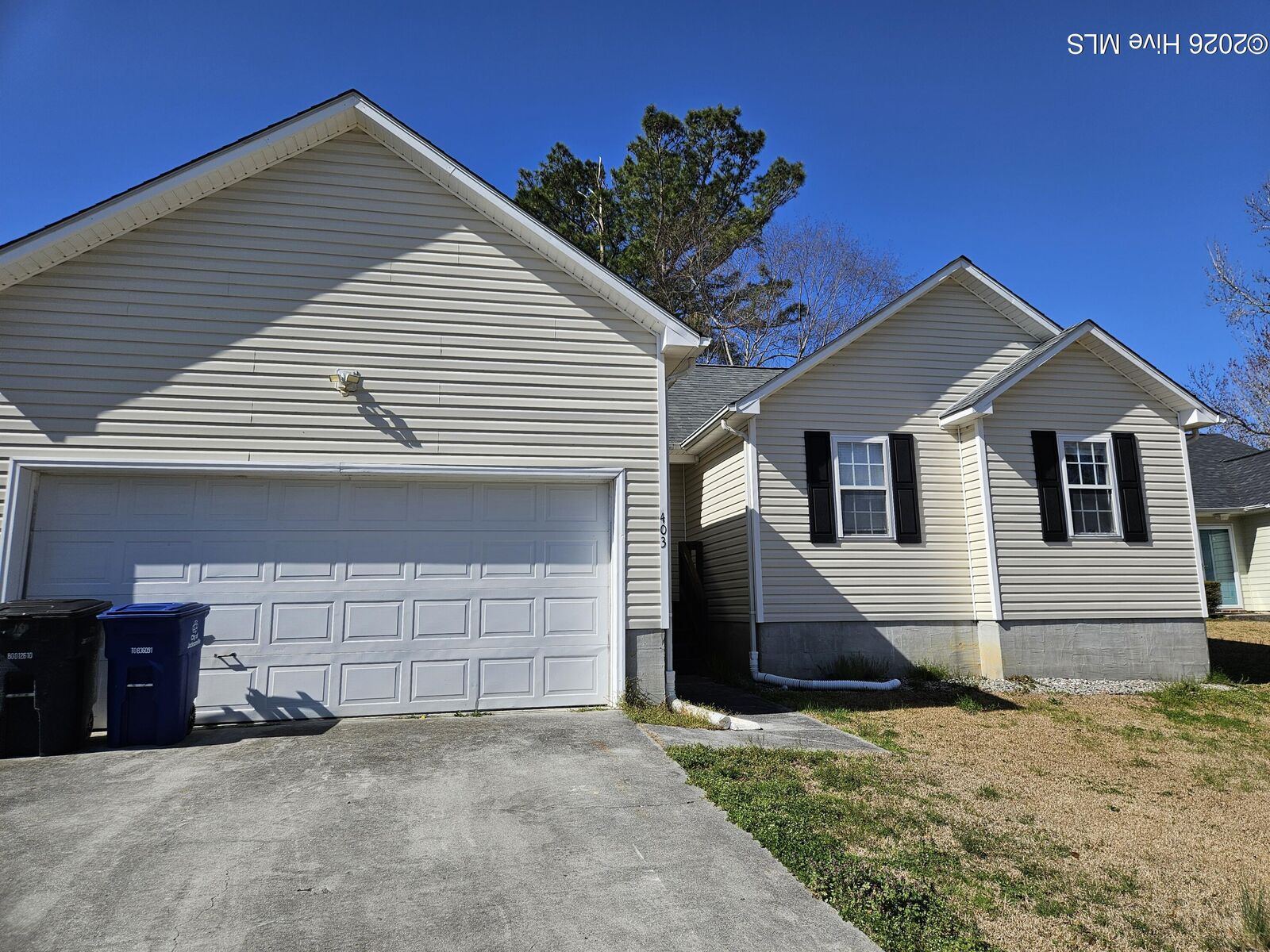 Property Photo: 403 Somerset Cove NC 28546