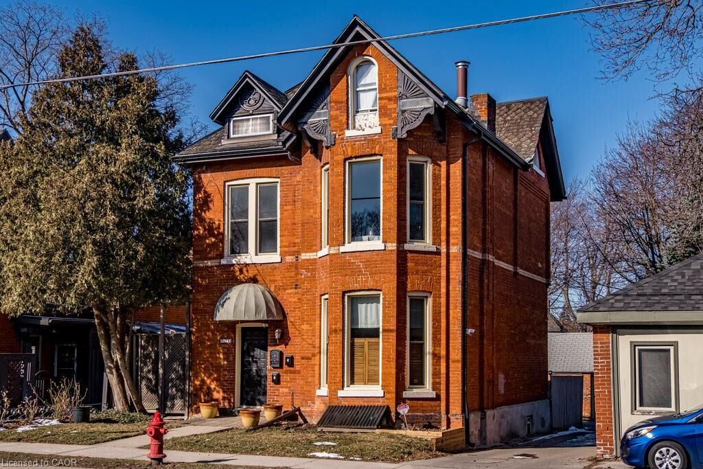 Property Photo:  270 Queen Street S 2  ON L8P 3T3 