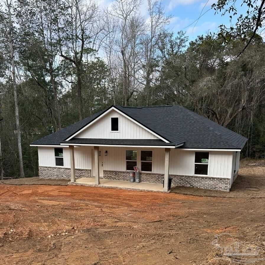 Property Photo: 478 Ronda St FL 32534