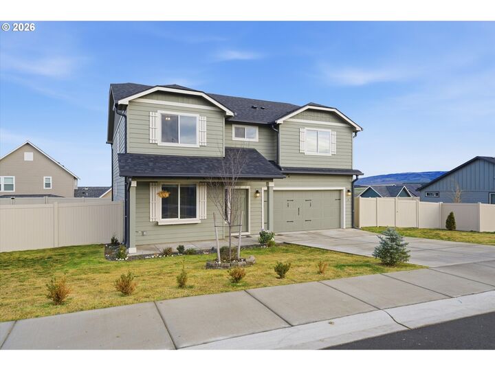 Property Photo:  5 Patty Cir  OR 97862 