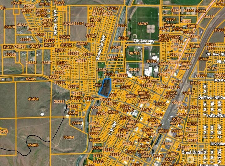 Property Photo:  0  130447000  WA 98823 