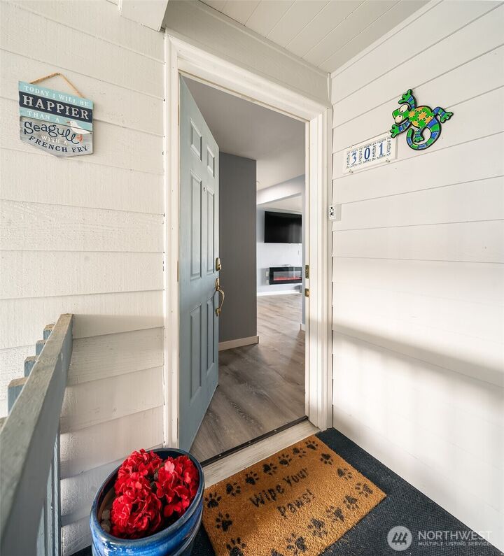 Property Photo:  23003  Marine View Drive S B301  WA 98198 