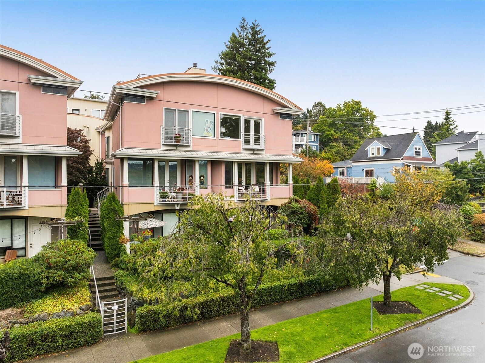 Property Photo:  7700 E Green Lake Drive N D13  WA 98103 