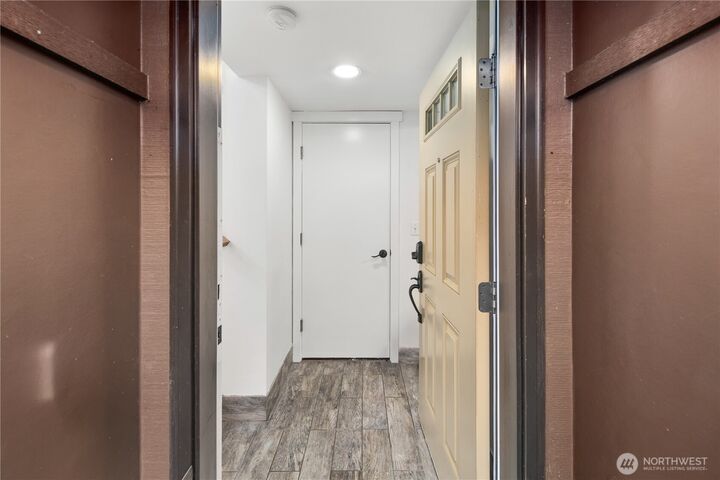 Property Photo:  2017 NW 59th Street A  WA 98107 