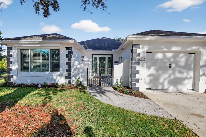 Property Photo:  501 SW 1st Street  FL 33432 
