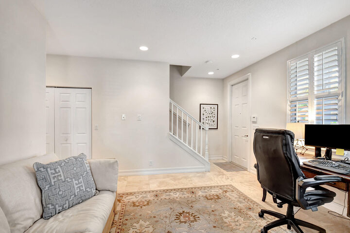 Property Photo:  122 SW 1st Avenue  FL 33444 