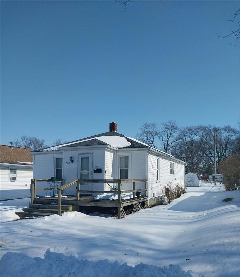 Property Photo:  2310 S 19th Street  IN 47362 