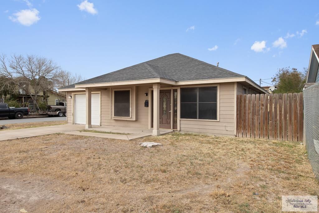 Property Photo:  1001 E Monroe St.  TX 78550 
