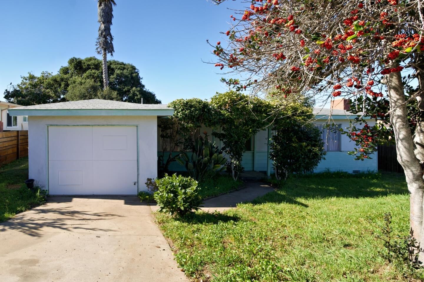 Property Photo:  1079 Wheeler Street  CA 93955 