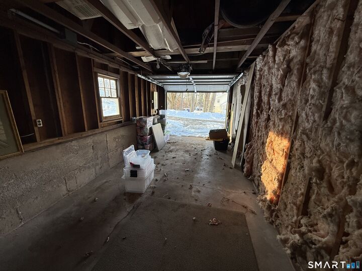 Property Photo:  Garage - 1 Bay Rental 249 Felt Road  CT 06074 