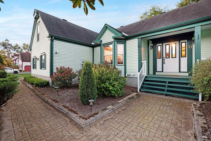 11 Kimberly Avenue — photo 1