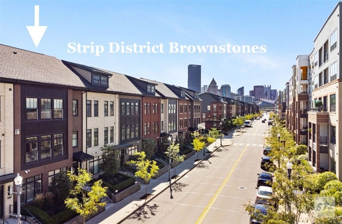 Property Photo:  2034 Waterfront Place  PA 15222 