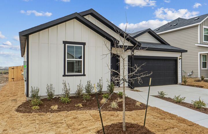 Property Photo:  816 Cardenas Street  TX 78666 