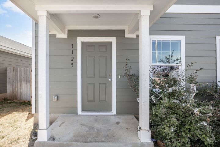 Property Photo:  1125 Largemouth Lane  TX 78602 