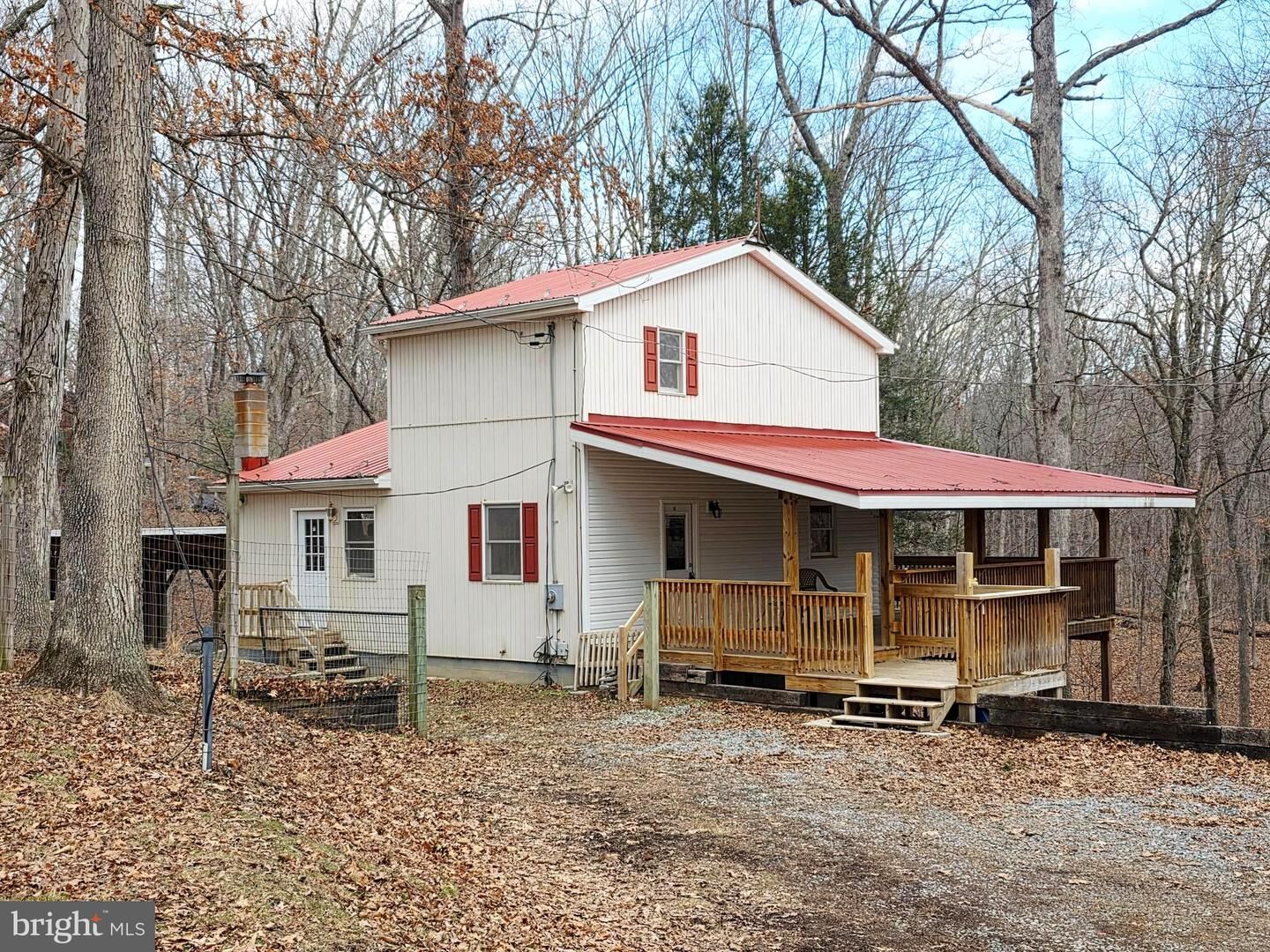 Property Photo: 300 Wispy Branch Lane WV 25427
