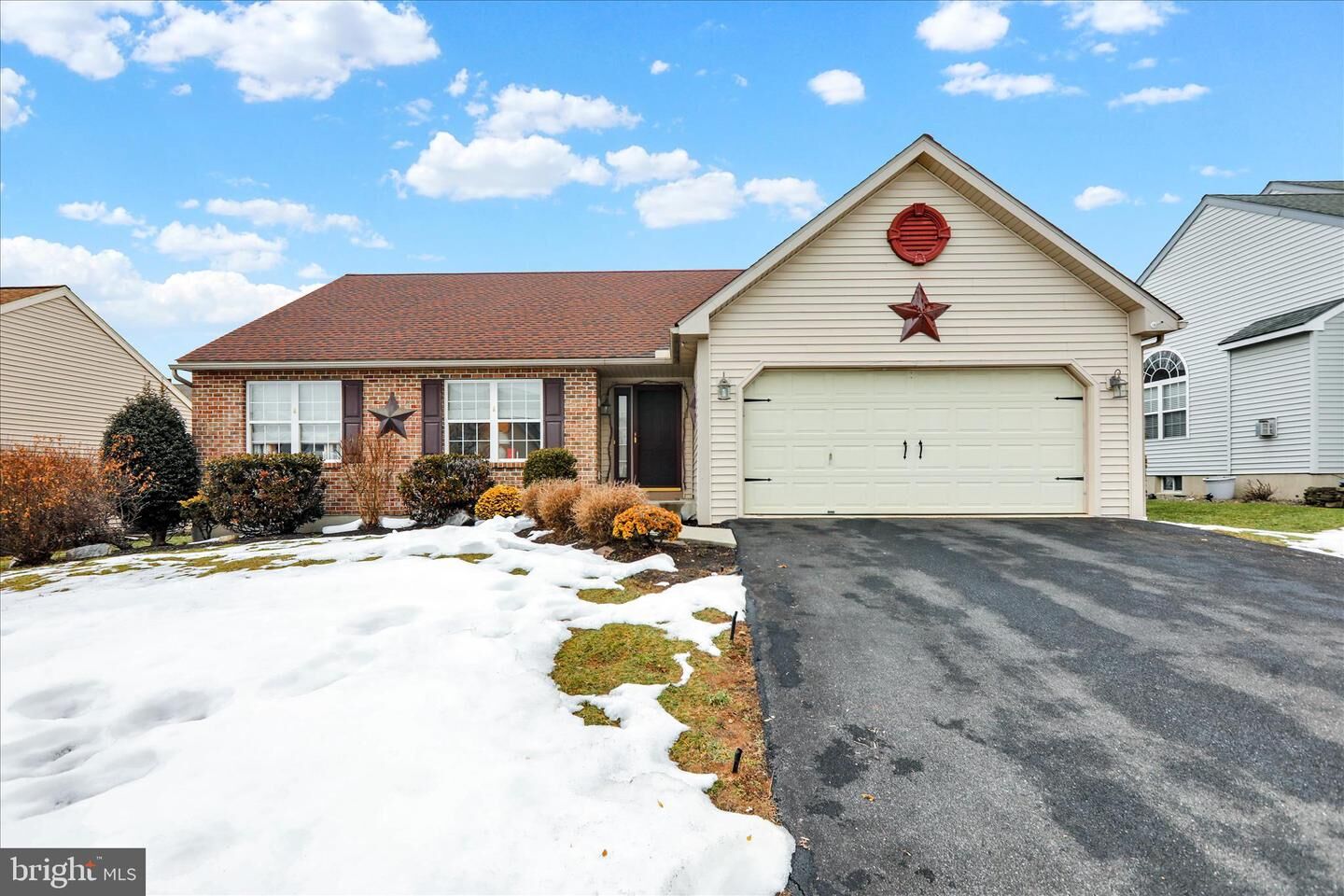 Property Photo:  1007 Bowman Street  PA 19605 