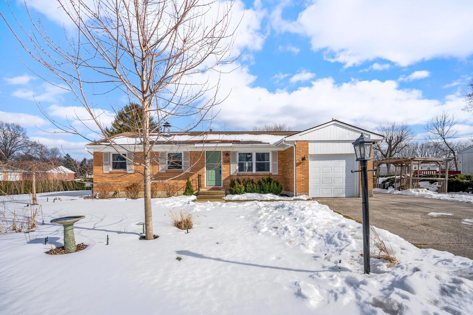 Property Photo:  404 Oberlin Street  OH 43230 