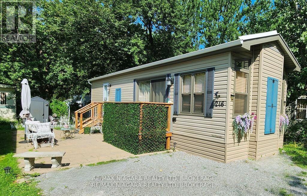 Property Photo: 8845 Lundy'S Lane 246 ON L2H 1H5