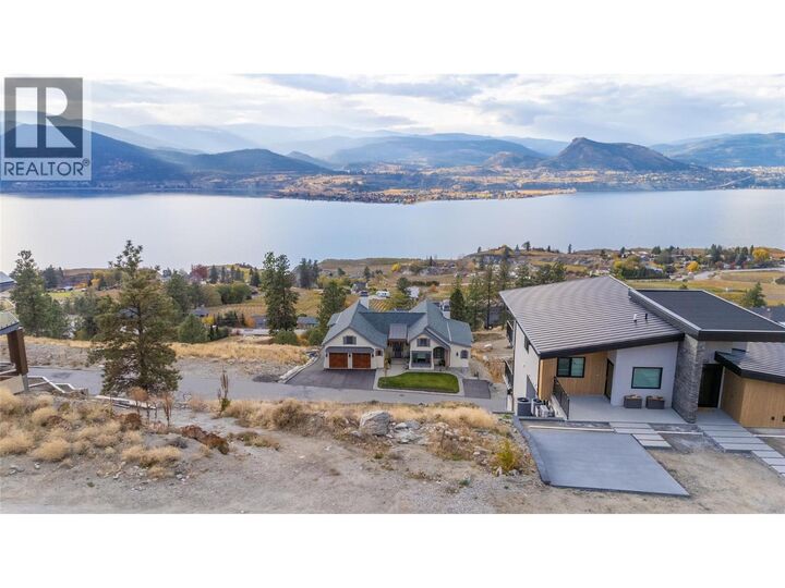 Property Photo:  2557 Kettle Ridge Way  BC V0H 1N1 