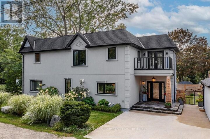 Property Photo: 181 Bowling Green Road ON L4P 3C8