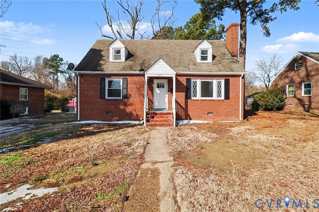 Property Photo:  1342 Evergreen Avenue  VA 23224 