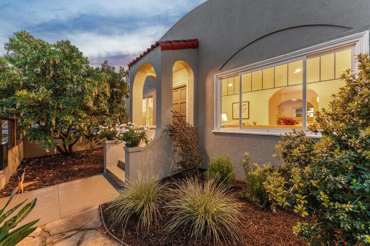 Property Photo:  3081 23rd Avenue  CA 94602 