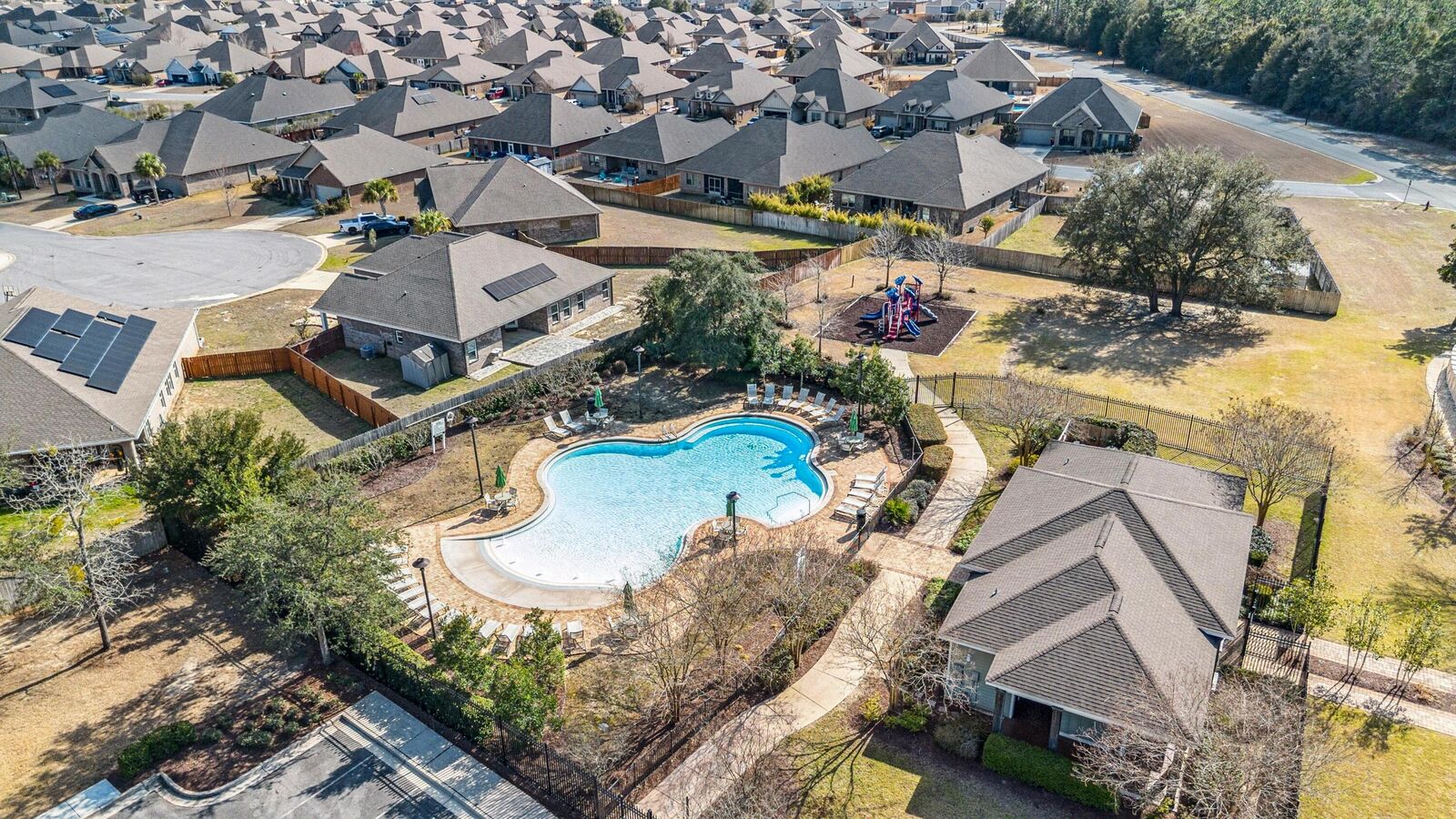 Property Photo:  438 Chickadee Street  FL 32539 