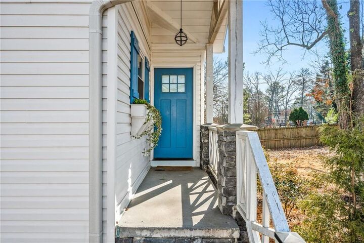 Property Photo:  2071 Gober Avenue SE  GA 30080 