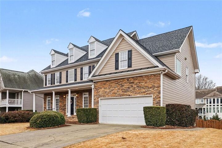 Property Photo: 6895 Buckingham Circle GA 30040