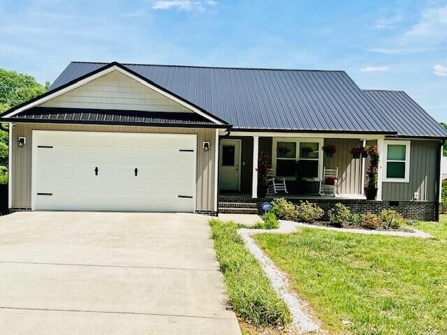 Property Photo:  453 Hill Circle  TN 37327 