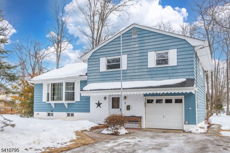 Property Photo: 5 Beechwood Dr NJ 07876