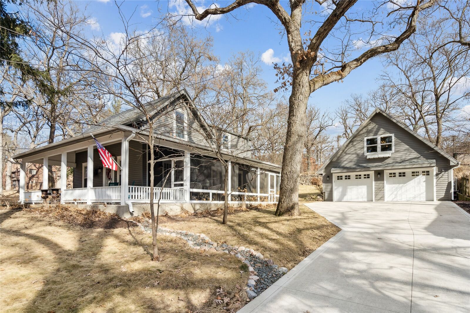 Property Photo:  115 Tonawanda Drive  IA 50312 
