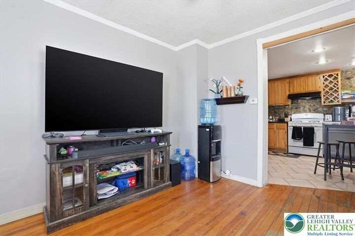 Property Photo: 1619 Butler Street PA 18042