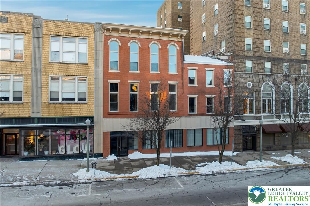 Property Photo:  109 S Centre Street 1  PA 17901 