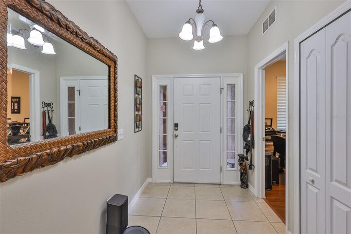 Property Photo: 1703 Bonita Bluff Court FL 33570